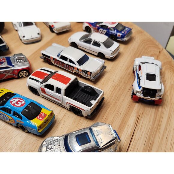 Mixed Brand Boys’ Toy Cars – Play Vehicles Collection - Picture 7 of 12
